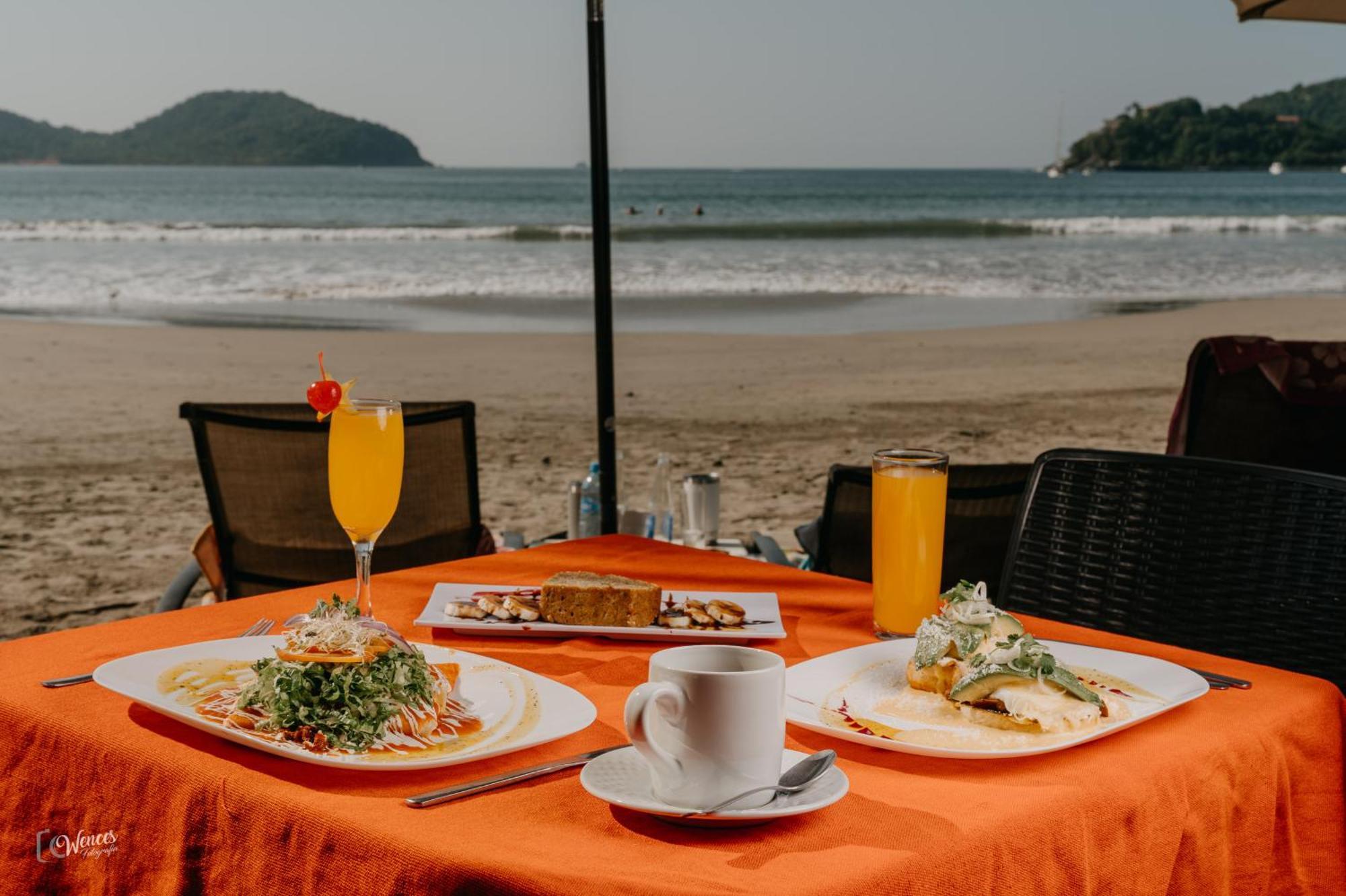 Arena Suites Zihuatanejo Exterior foto