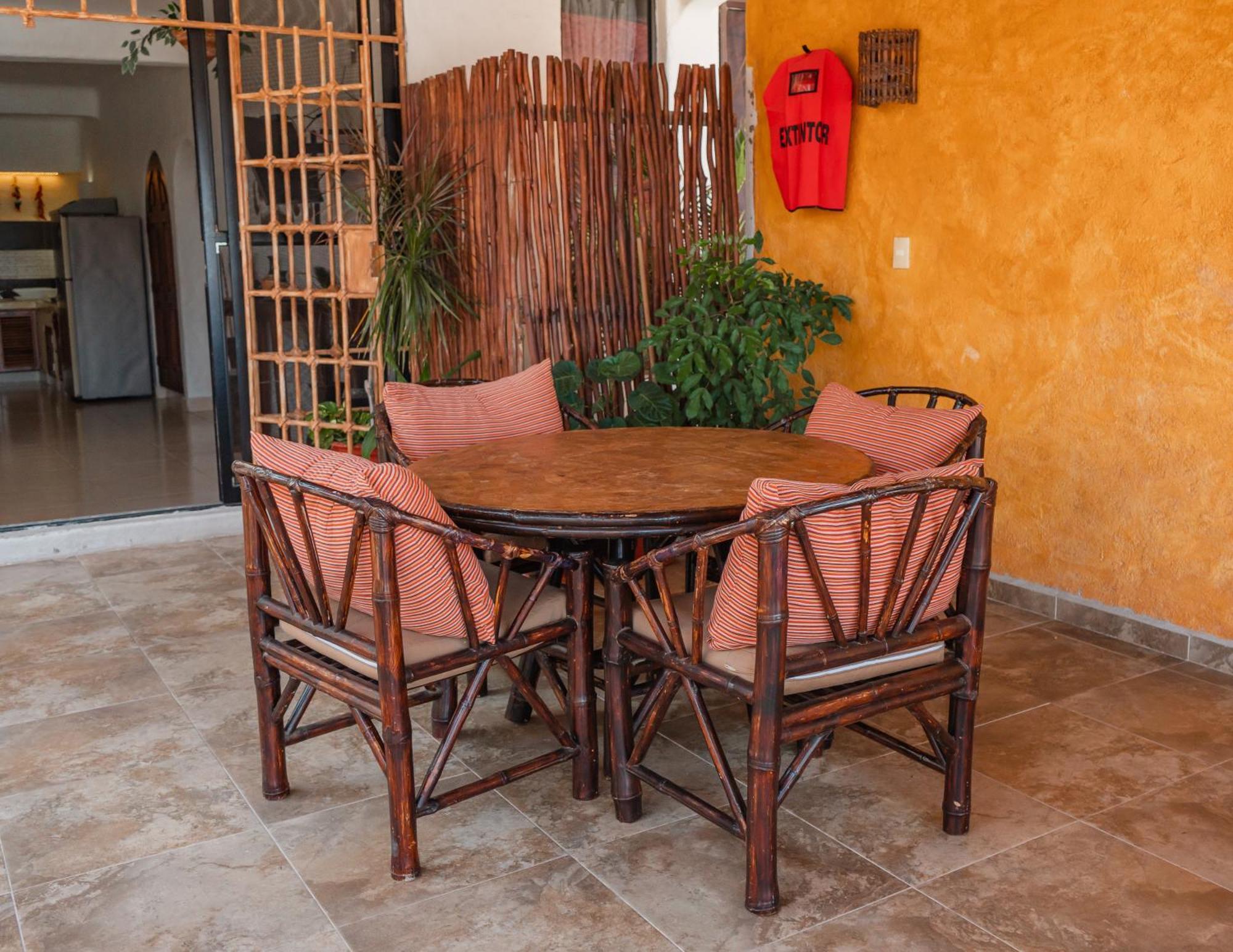 Arena Suites Zihuatanejo Exterior foto