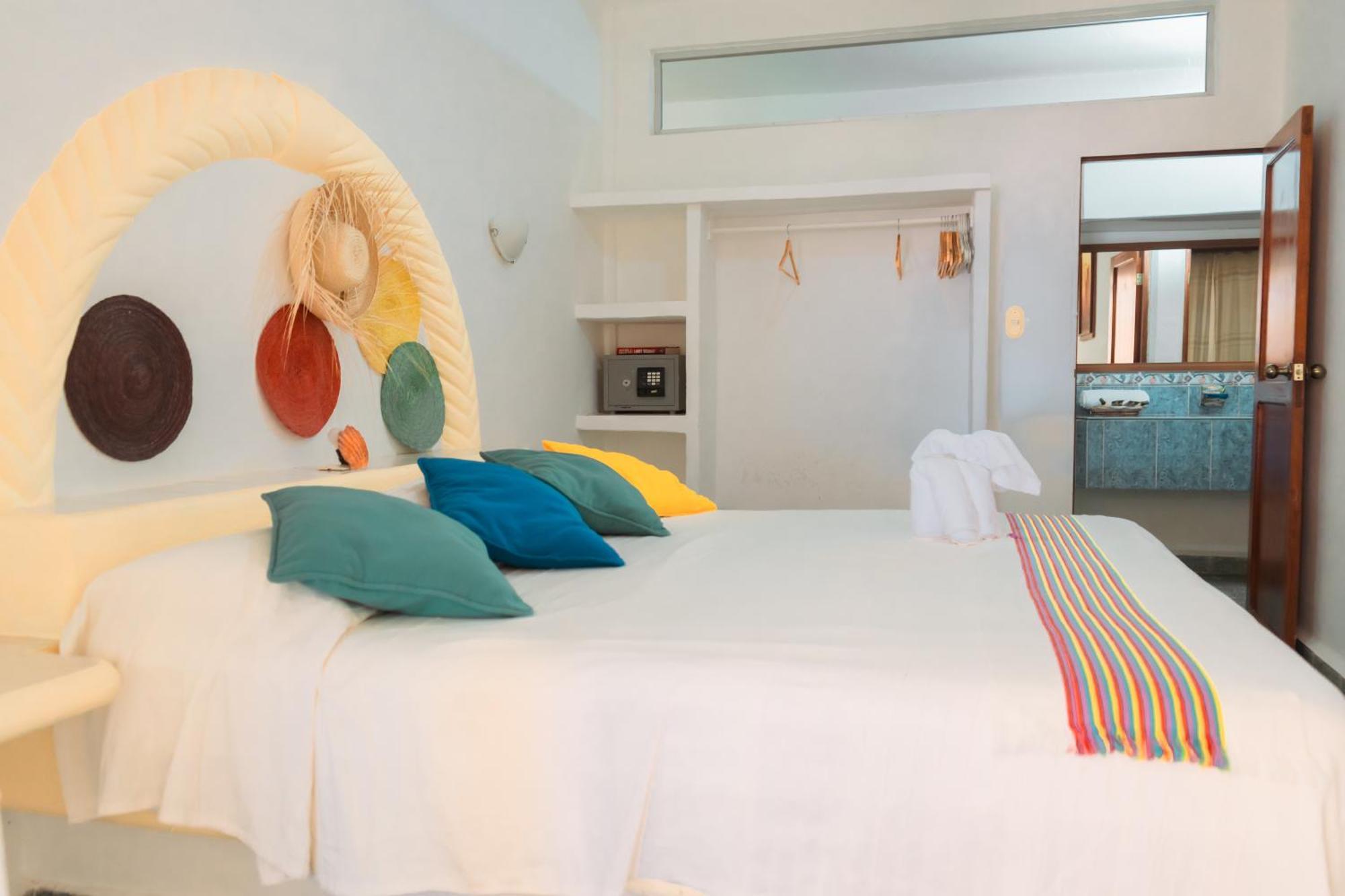 Arena Suites Zihuatanejo Exterior foto