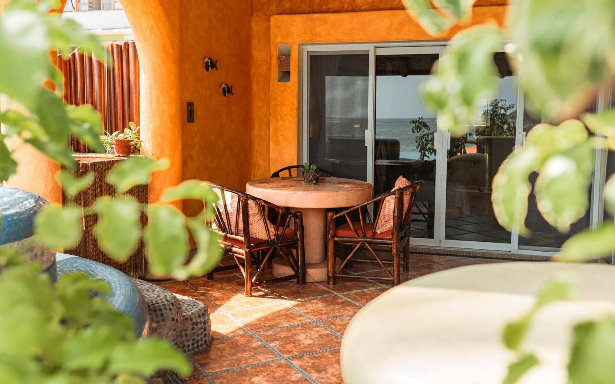 Arena Suites Zihuatanejo Exterior foto