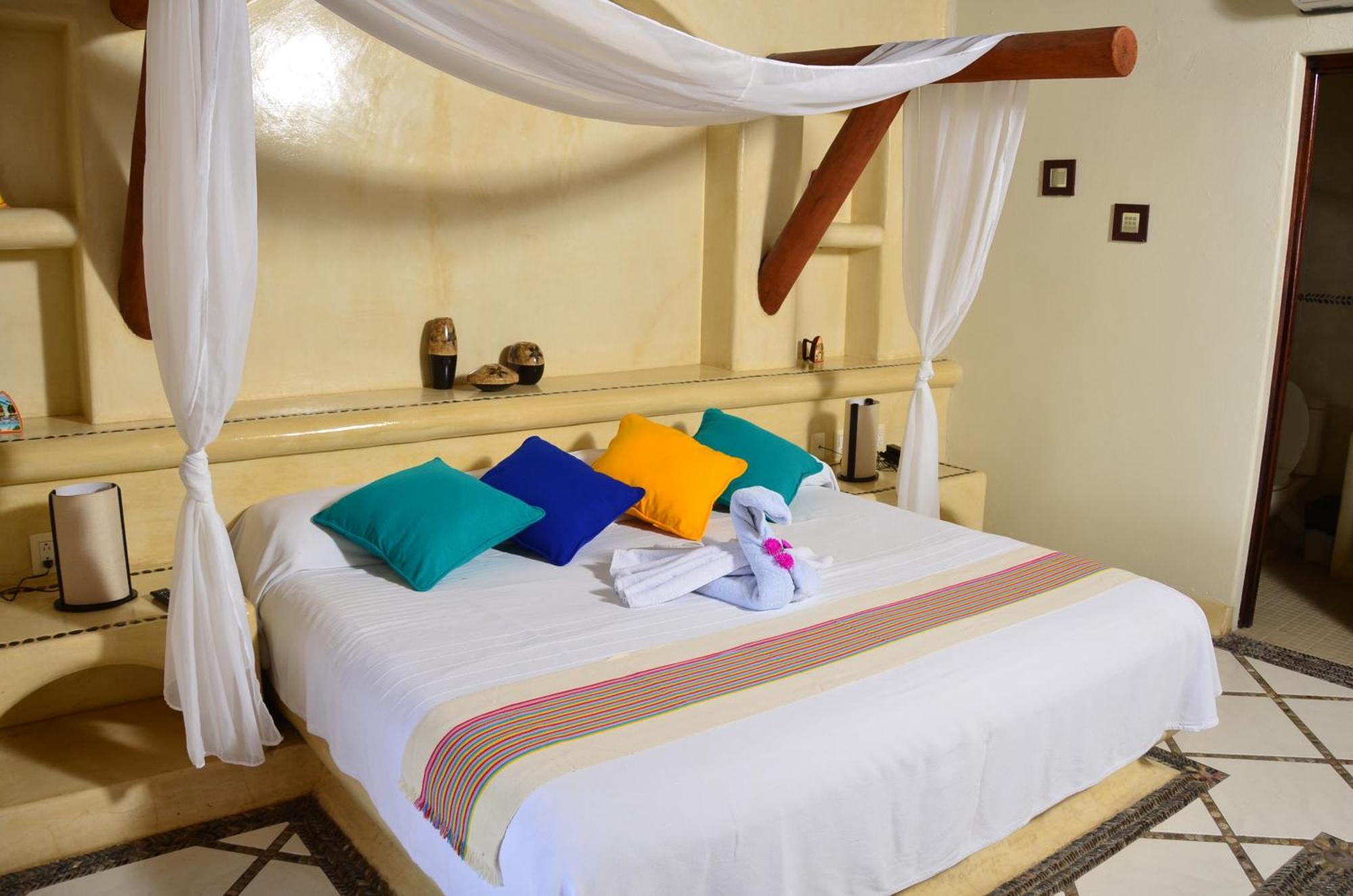 Arena Suites Zihuatanejo Exterior foto