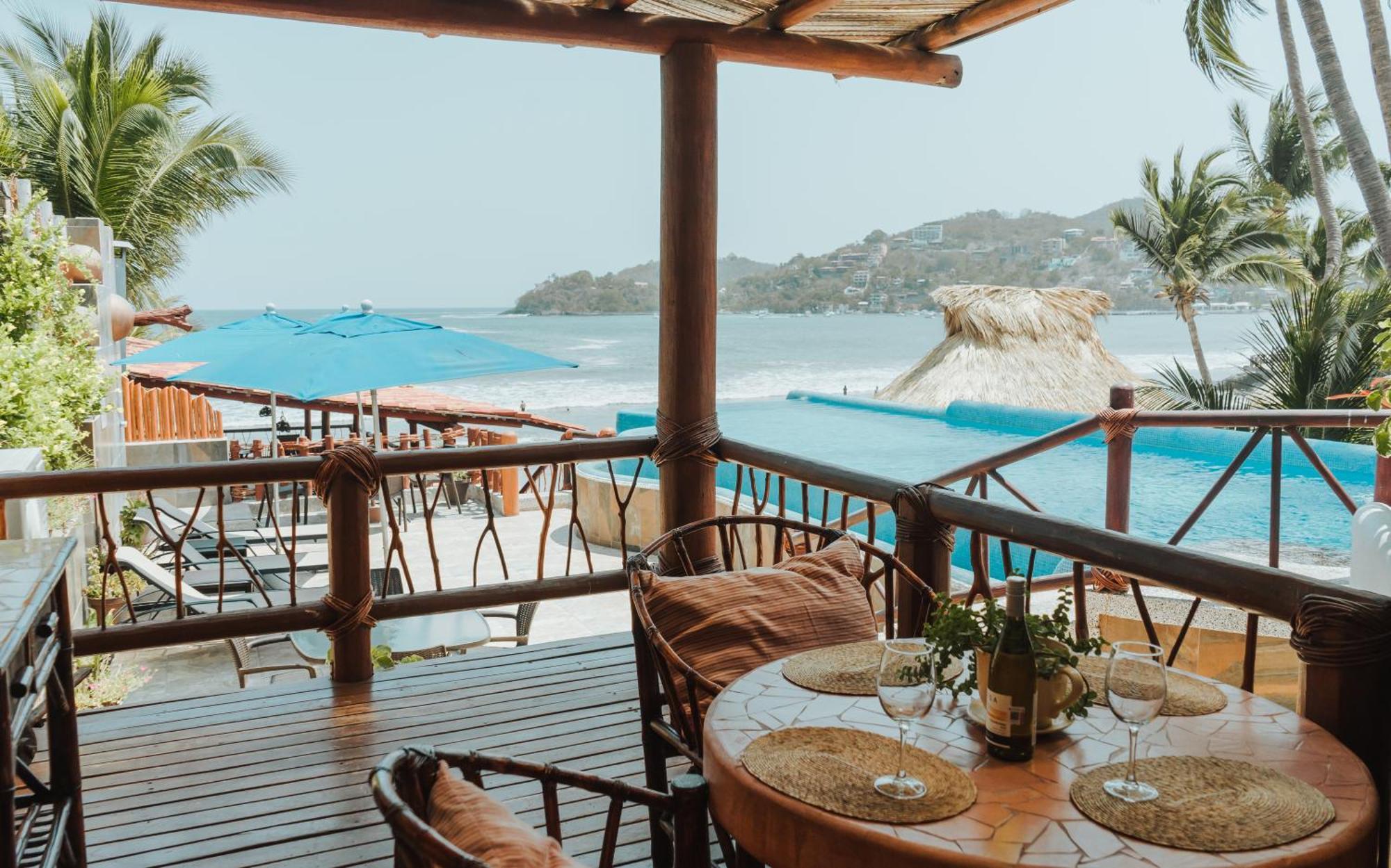 Arena Suites Zihuatanejo Exterior foto