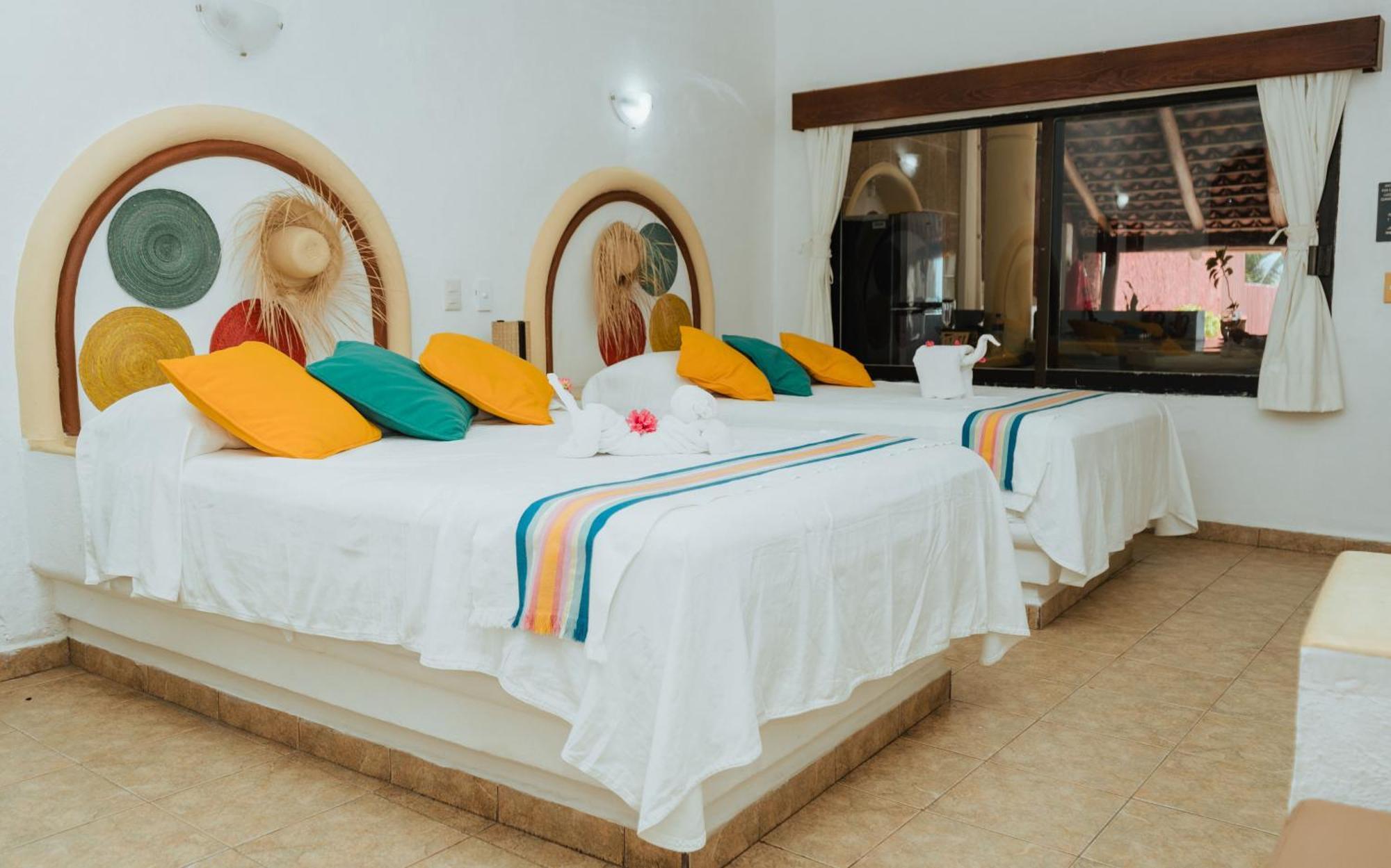 Arena Suites Zihuatanejo Exterior foto