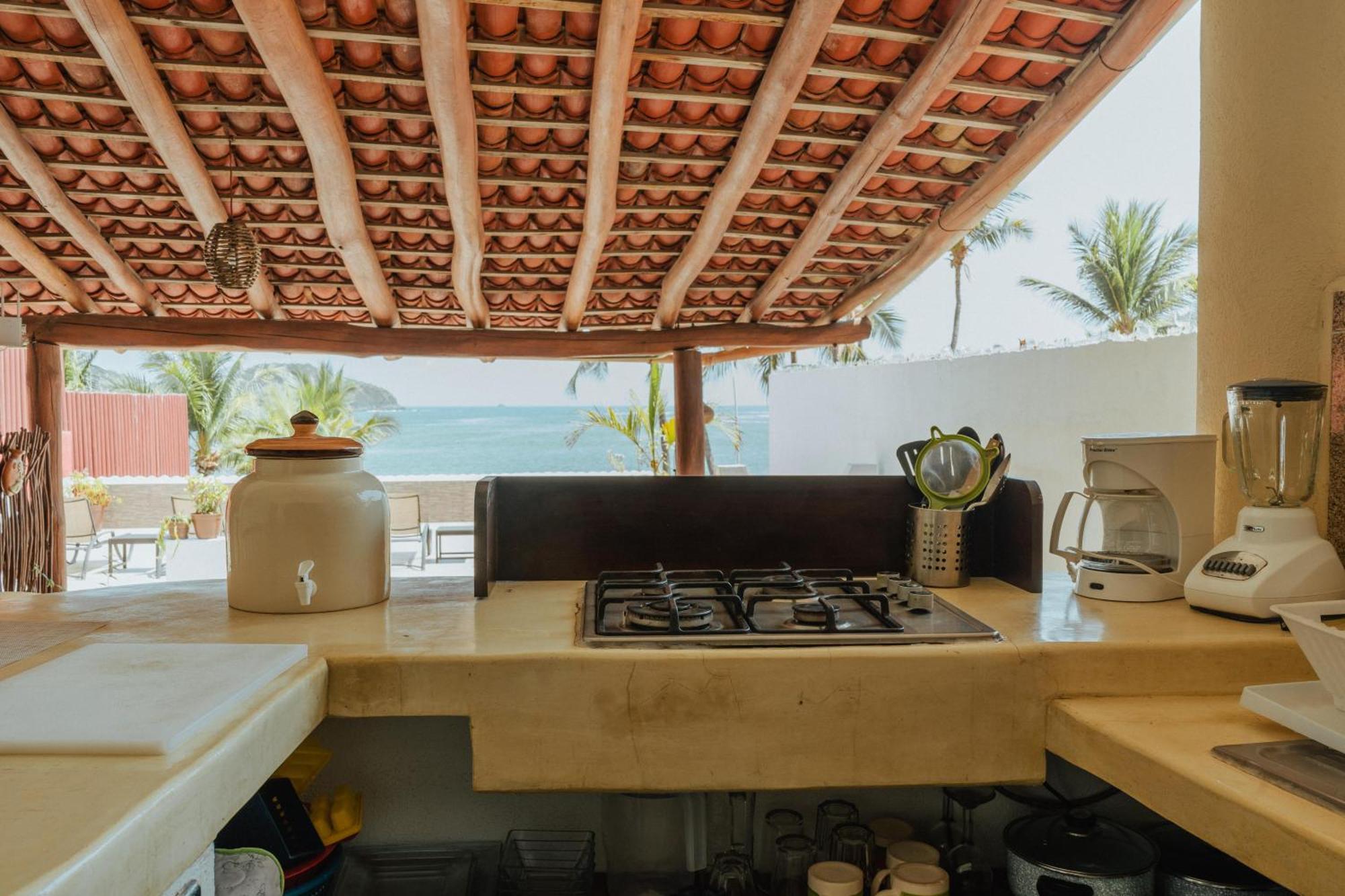 Arena Suites Zihuatanejo Exterior foto